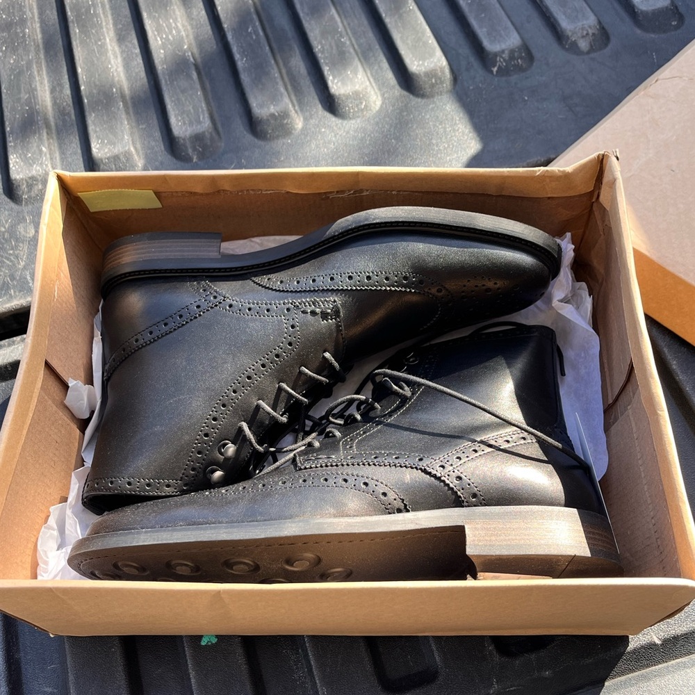 Wingtip boots - Picture 4 of 5